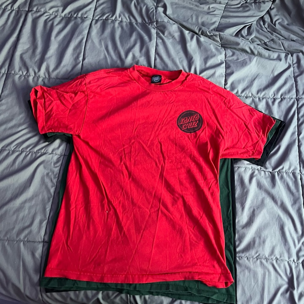 Large Black Santa Cruz T shirt